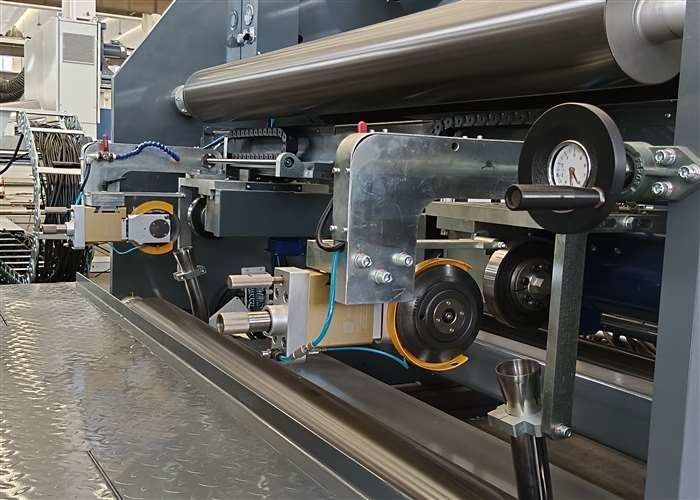 300M/min Üretim Hızı Çift Taraflı Kupa Kağıt Ekstrüzyon Kaplama Laminasyon Makinesi