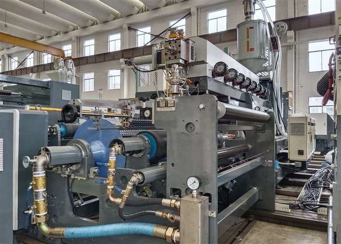 Kapasite 200 - 400 Kg/Hr Ekstrüzyon Kaplama Laminasyon Makinesi Max. Kaplama Hızı 200 M/Min
