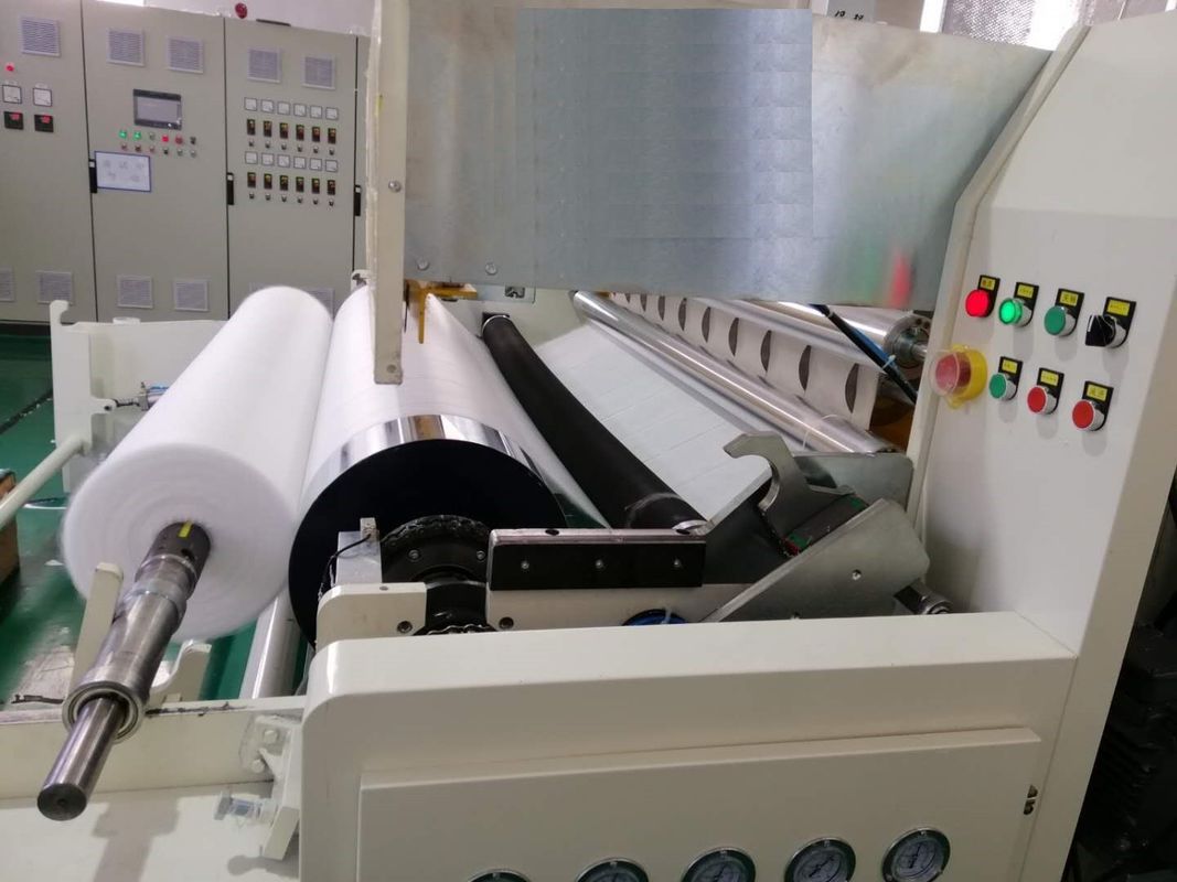 Maske Filtre Malzemesi İçin Paslanmaz Çelik 1600mm Genişlik Eriyik Üflemeli Kumaş Makinesi