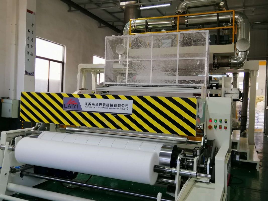 Eriyik Sprey Kumaş / Eriyik Üflemeli Kumaş Makinesi, Sigara Dokuma Kumaş Üretim Tesisi tek vidalı whithe ve mavi,