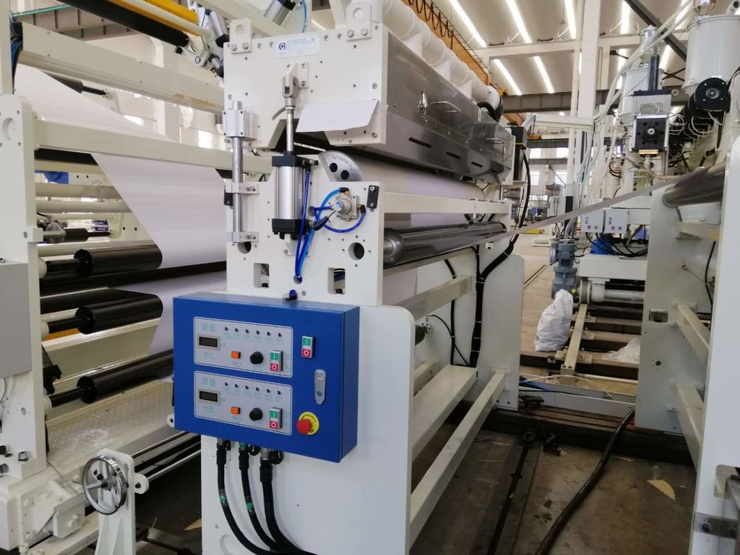 1200-1600mm Büyük Dokunulmamış Kağıt Otomatik Laminasyon Makinesi 2 Otomatik Dönüşüm Hava Çubuğu Yüksek Hız Beyaz Mavi